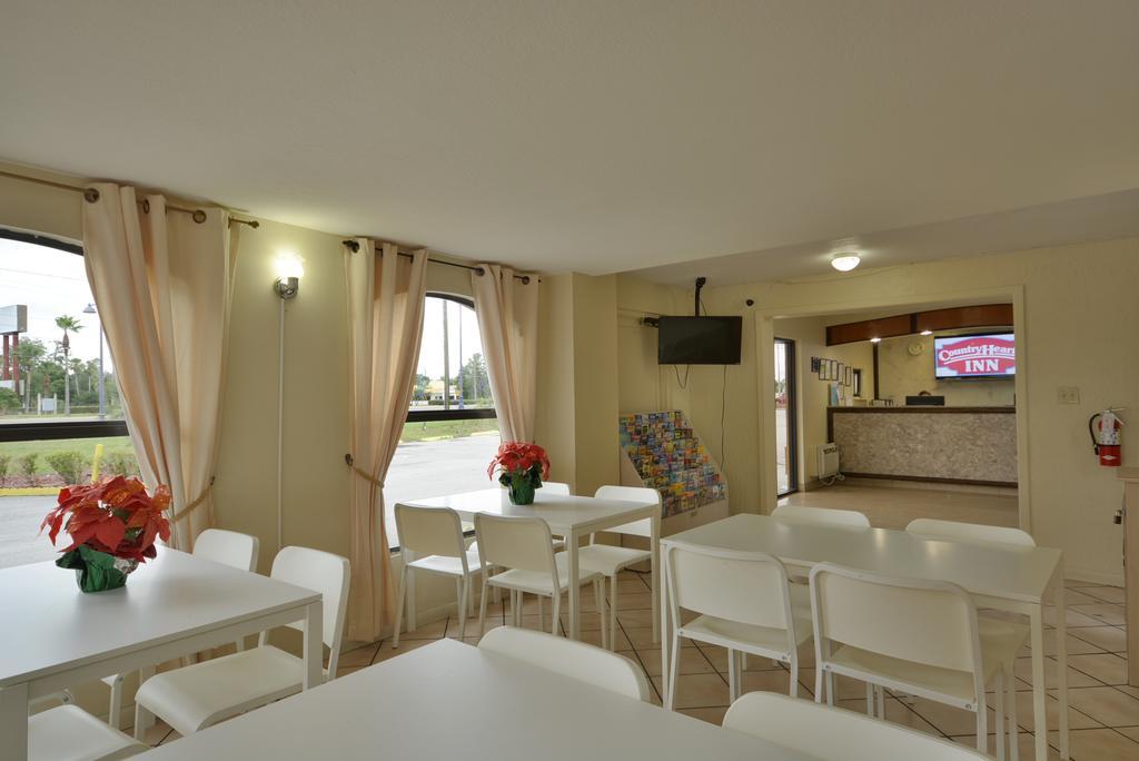 Country Hearth Inn- Киссимми Экстерьер фото