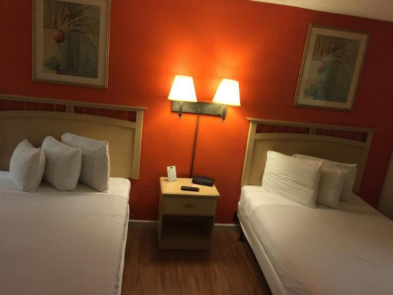 Country Hearth Inn- Киссимми Экстерьер фото