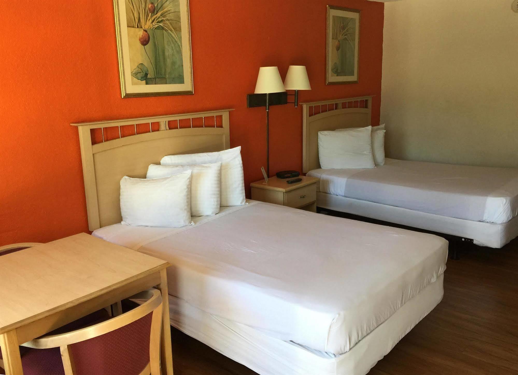 Country Hearth Inn- Киссимми Экстерьер фото